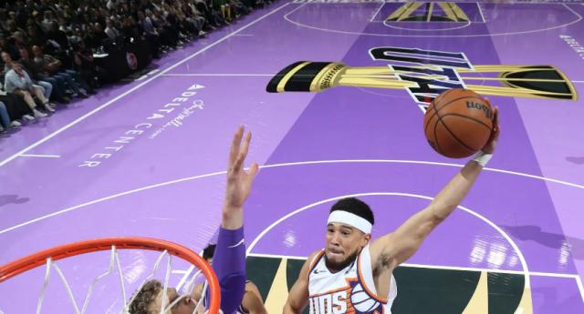 70分先生变传球高手！布克进化更契合杜兰特